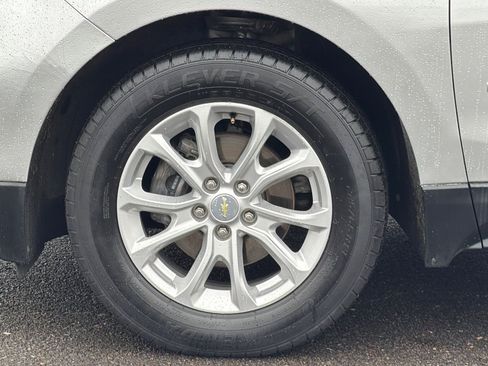 Used 2020 Chevrolet Equinox LS w/ LS Convenience Package FWD image 28