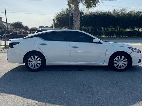 Used 2020 Nissan Altima 2.5 S image 3