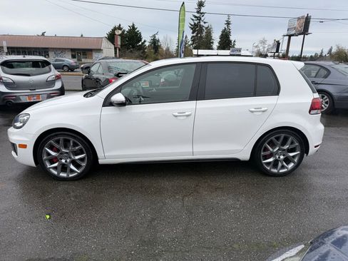 Used 2014 Volkswagen GTI Driver's Edition image 4