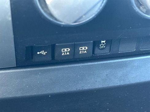 Certified 2020 Toyota Tundra SR5 image 17