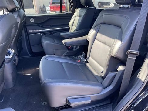 New 2025 Lincoln Navigator Reserve w/ Jet Appearance Package image 17