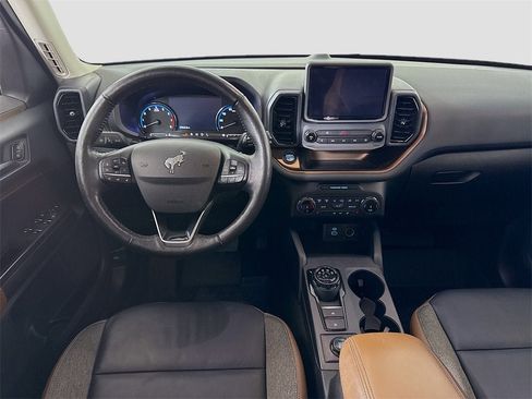 Used 2022 Ford Bronco Sport Outer Banks image 2