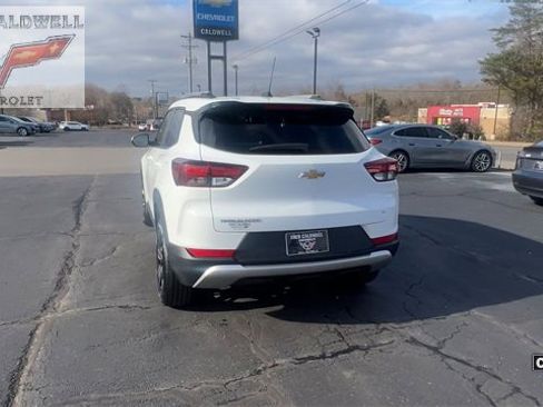 Used 2023 Chevrolet TrailBlazer LT w/ Convenience Package image 7