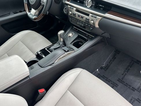Used 2018 Lexus ES 350 350 image 18