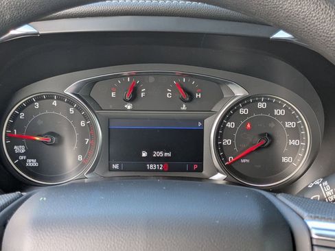 Used 2025 Chevrolet Blazer LT image 18