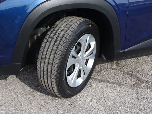 Used 2024 Chevrolet Trax LS image 17