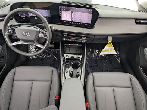 New 2026 Audi Q3 quattro 2.0T image 14