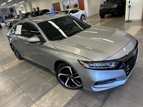 Used 2020 Honda Accord Sport image 10