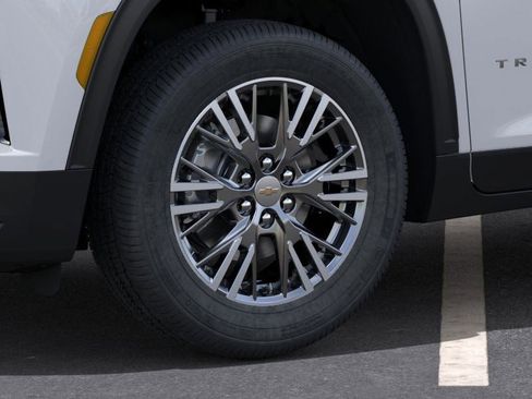 New 2026 Chevrolet Traverse LT w/ Driver Confidence Package image 14