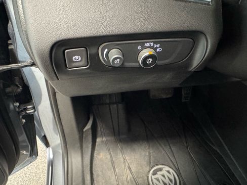 Certified 2021 Buick Enclave Essence w/ Trailering Package, 5000 lbs. AWD/4WD image 21
