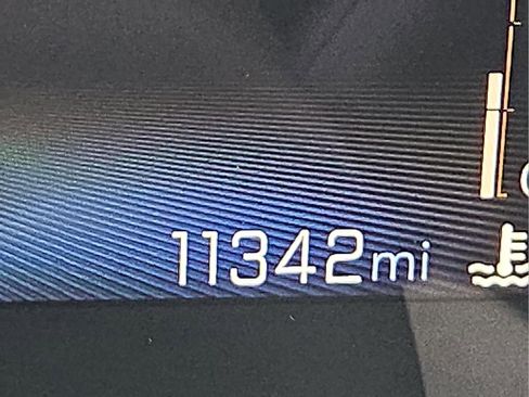 Used 2025 Chevrolet Trax ACTIV image 23