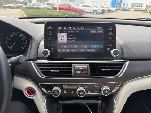 Used 2018 Honda Accord EX-L image 27