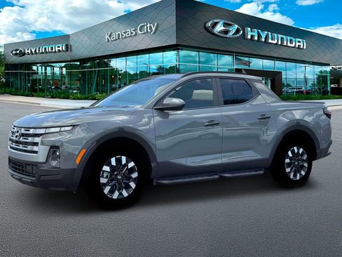 New 2026 Hyundai Santa Cruz SEL FWD image 2