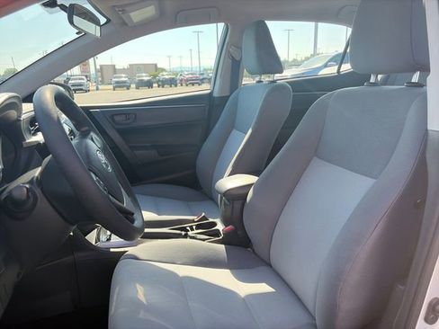 Used 2016 Toyota Corolla L FWD image 17