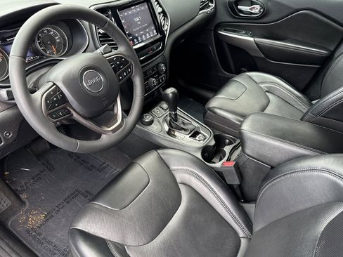 Used 2022 Jeep Cherokee Limited image 7