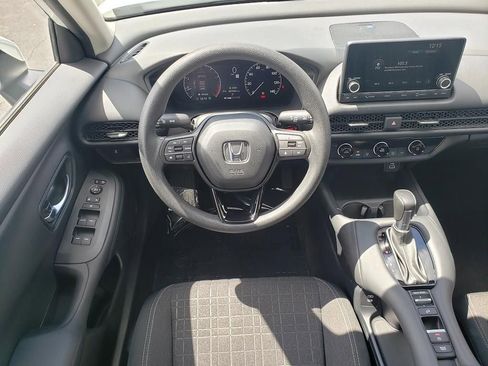 Used 2024 Honda HR-V LX image 11