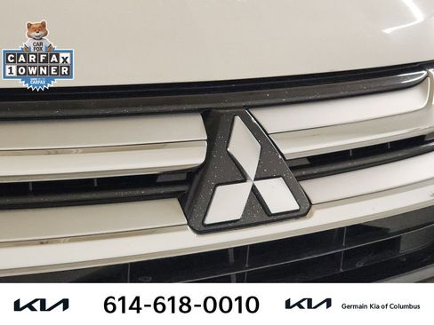 Used 2017 Mitsubishi Outlander SE image 13
