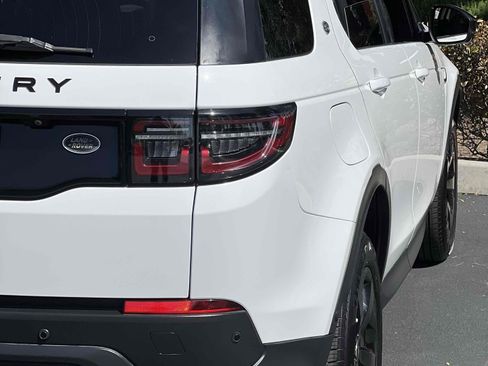 Used 2021 Land Rover Discovery Sport SE image 58