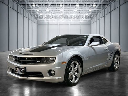 Used 2010 Chevrolet Camaro SS image 1