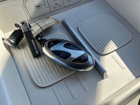 Used 2025 Hyundai Santa Fe SEL image 22