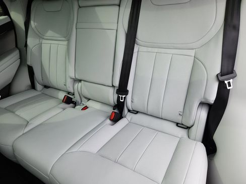 New 2026 Land Rover Range Rover Sport SE AWD/4WD image 25
