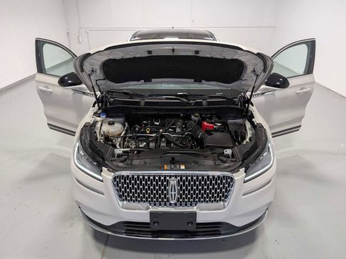 Used 2022 Lincoln Corsair AWD w/ Premium Package image 13