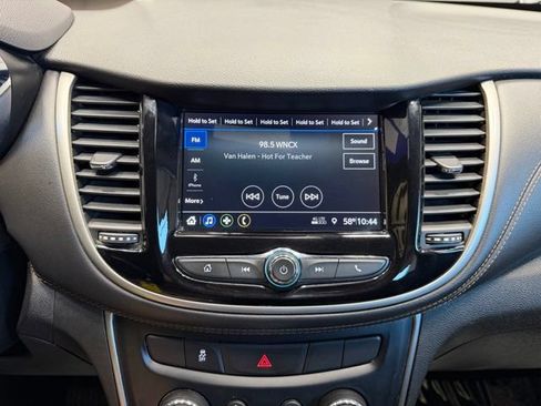Used 2019 Chevrolet Trax LS FWD image 35
