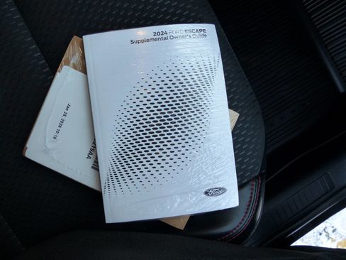 Used 2025 Ford Escape ST-Line w/ Tech Pack #1 image 44