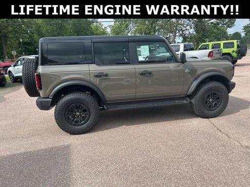 New 2025 Ford Bronco Outer Banks w/ Sasquatch Package AWD/4WD image 9