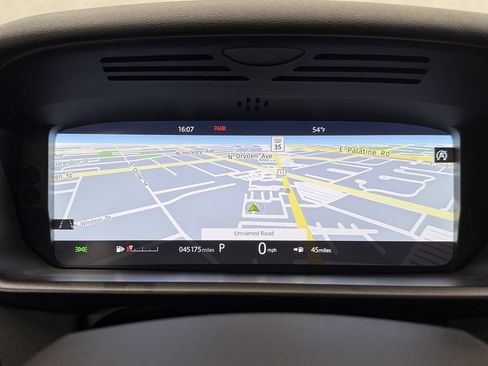 Used 2020 Land Rover Discovery HSE AWD/4WD image 17
