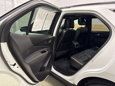 Used 2024 Chevrolet Equinox RS w/ RS Leather Package AWD/4WD image 11