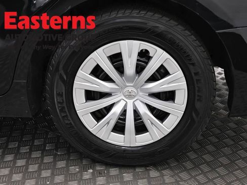 Used 2020 Toyota Camry LE w/ Sunroof Package FWD image 34