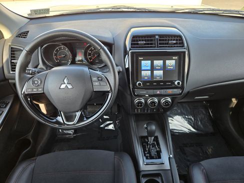 Used 2024 Mitsubishi Outlander Sport SE image 6