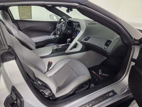 Used 2019 Chevrolet Corvette Grand Sport RWD image 28