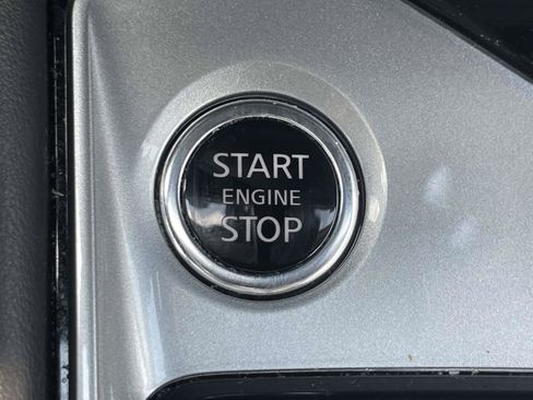 Used 2024 Nissan Altima 2.5 SL FWD image 30