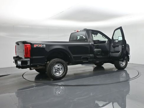 Certified 2024 Ford F250 XL w/ XL Off-Road Package image 6