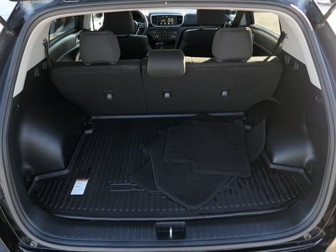 Used 2022 Kia Sportage LX image 28