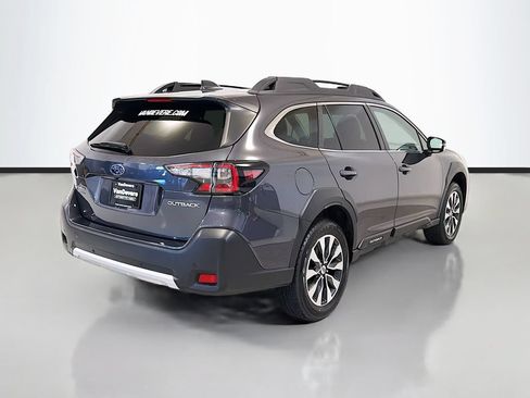 Used 2024 Subaru Outback Limited AWD/4WD image 9