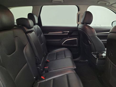 Used 2020 Kia Telluride LX image 19