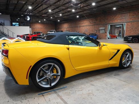Used 2014 Chevrolet Corvette Stingray Convertible w/ 3LT Preferred Equipment Group RWD image 16