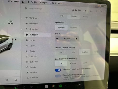 Used 2020 Tesla Model 3 Performance image 33