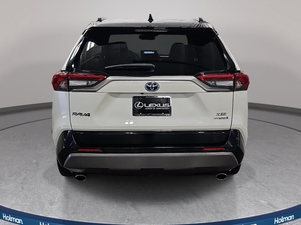 Used 2021 Toyota RAV4 XSE AWD/4WD image 7