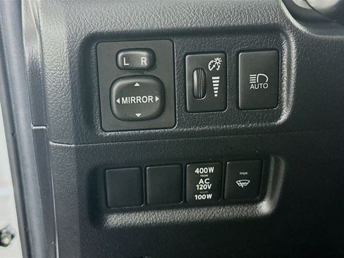 Used 2024 Toyota 4Runner SR5 image 17