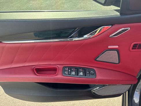 Used 2019 Maserati Quattroporte S GranLusso RWD image 11