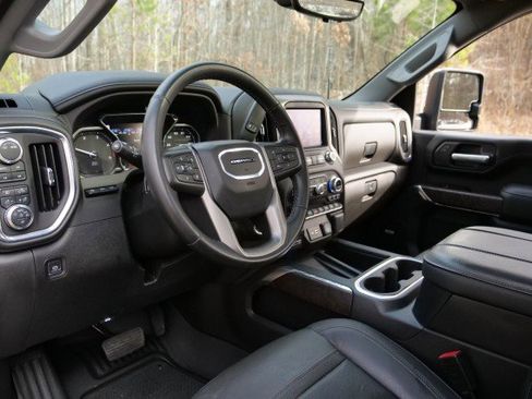 Used 2023 GMC Sierra 2500 Denali w/ Denali Black Diamond Edition image 27