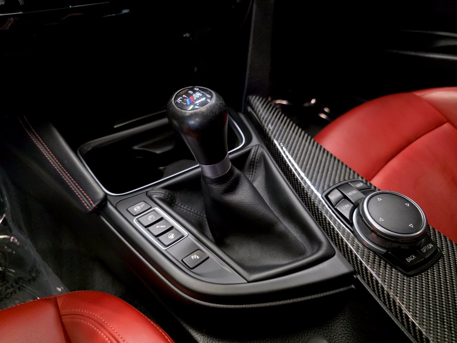 Used 2017 BMW M3 RWD image 4