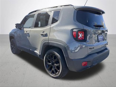 Used 2022 Jeep Renegade Altitude w/ Convenience Group image 7
