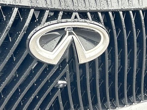 New 2026 INFINITI QX80 Pure image 11