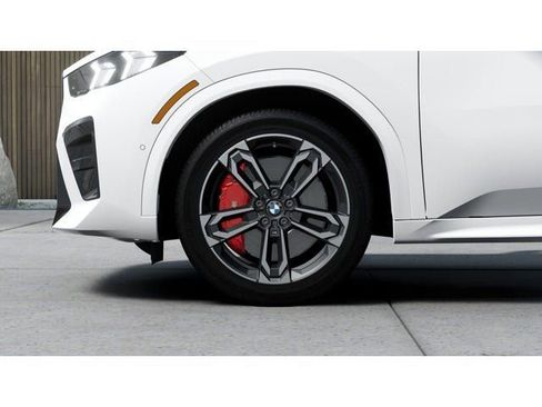 New 2026 BMW X2 xDrive28i image 7