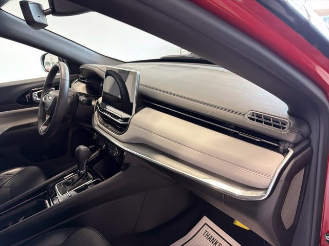 Used 2023 Jeep Compass Limited w/ Sun and Sound Group AWD/4WD image 33